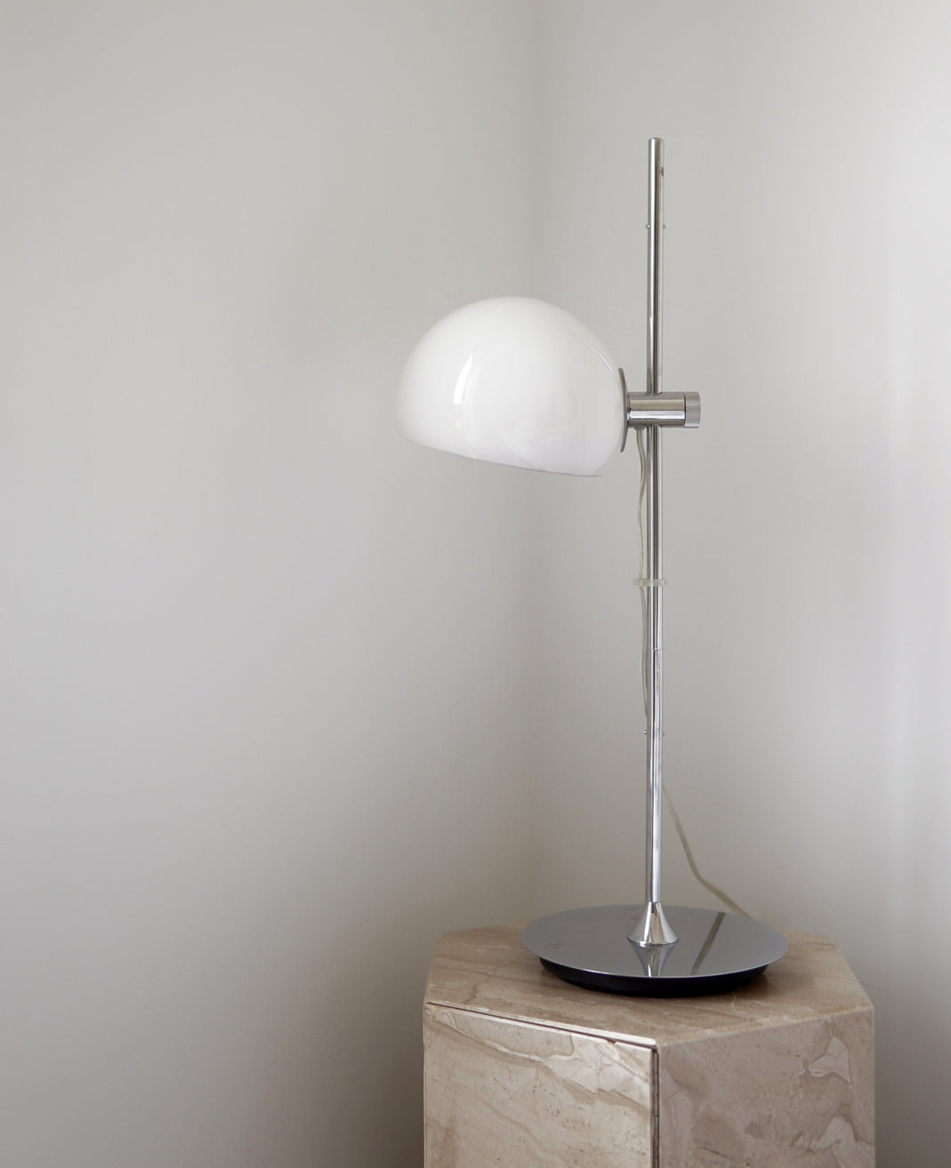 Large Midcentury Chrome and White Ball Table Lamp