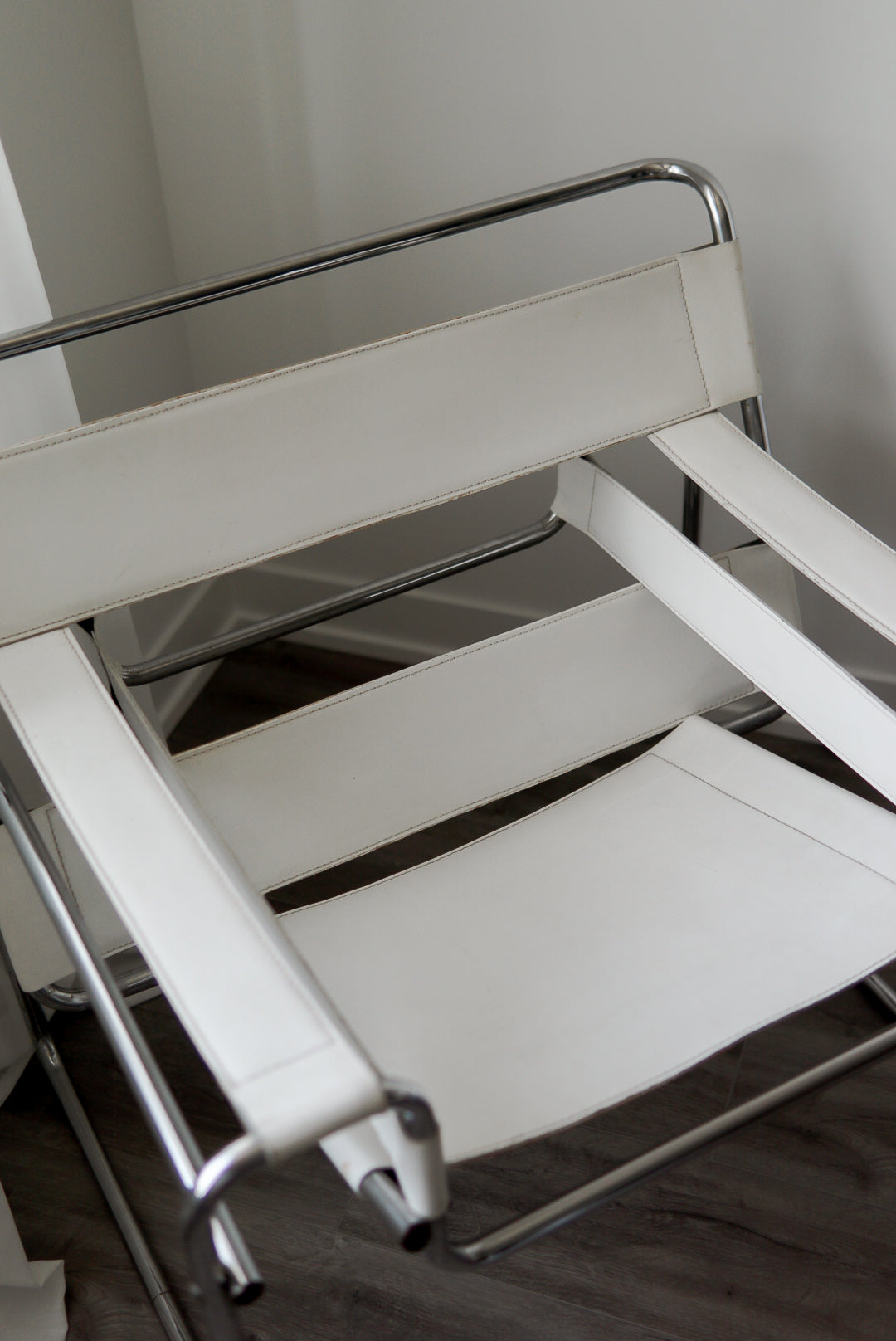 Vintage Wassily Replica in White and Chrome