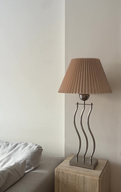 Memphis-Style Pleated Lamp